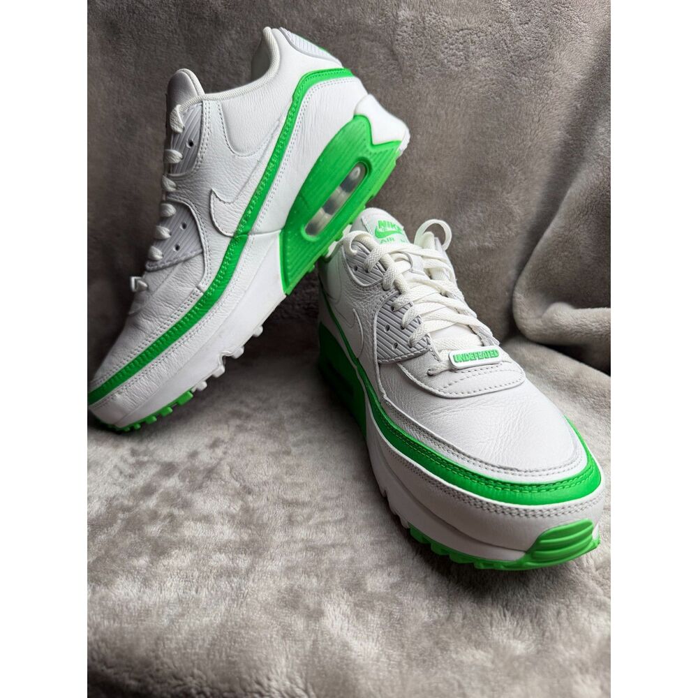 Nike Air Max 90 x Undefeated White Green Spark - Men's Size 11.5 CJ7197-104